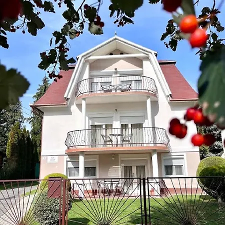 Apartment Berke Apartman *