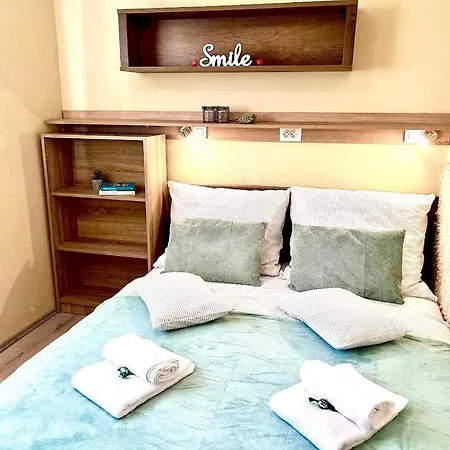 Апартаменты Berke Apartman *