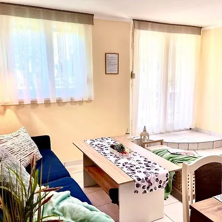 Апартаменты Berke Apartman *
