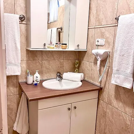 Berke Apartman Апартаменты *