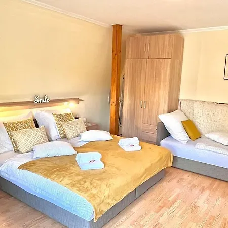 Berke Apartman Апартаменты *