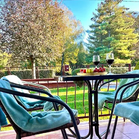 Апартаменты Berke Apartman