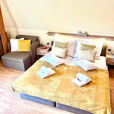 Berke Apartman Lägenhet Zalakaros